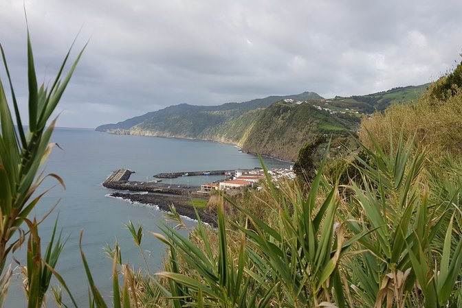 Povoação: Faial da Terra, Ribeira Quente